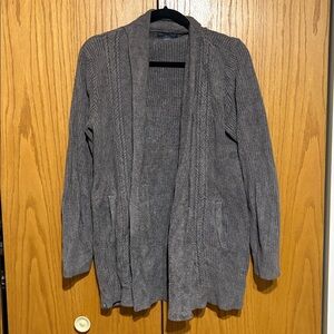 Barefoot Dreams women’s M cabin cable cardigan cozychic lite carbon grey